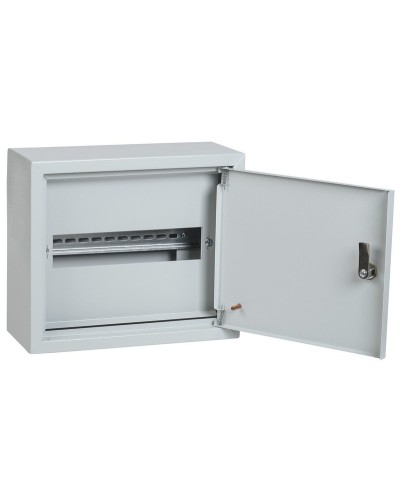 ЩРн-12з 265х310х120 IP31 GENERICA (MKM14-N-12-31-Z-G). Щит распределительный навесной с замком. GENERICA в Махачкале